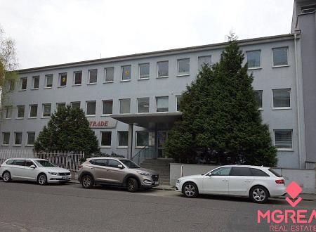 Kancelárske priestory na Sabinovskej ulici (Ružinov), 125 m2