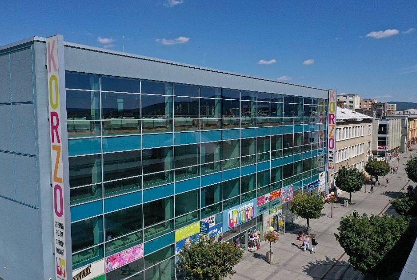 Obchodné priestor na PRENAJOM CENTRUM Topoľčany