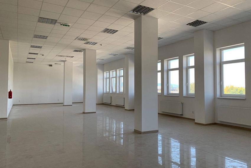 Obchodné priestor na PRENAJOM CENTRUM Topoľčany