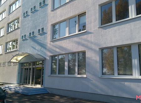 Prenájom lacných kancelárskych priestorov v Petržalke.