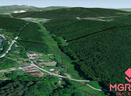 Na predaj pozemok Veľké Uherce 322 m2