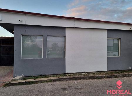 Obchodný priestor /bar, kaviareň, herňa.../ Komjatice