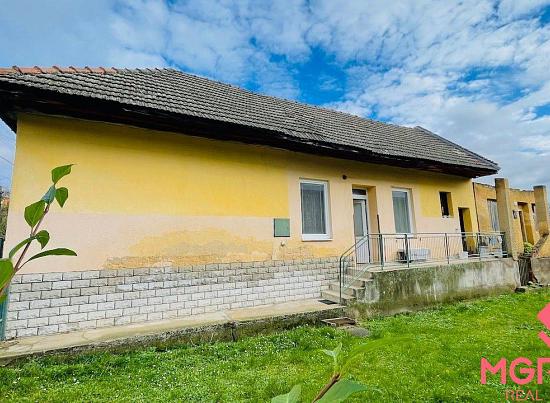 Na predaj rodinný dom Hradište - pozemok 2423 m2