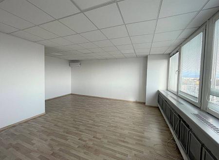 Samostatný kancelársky celok 60m2 - Drieňová, Ružinov