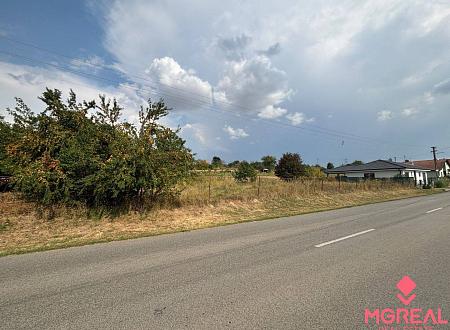 Stavebný pozemok Kuzmice