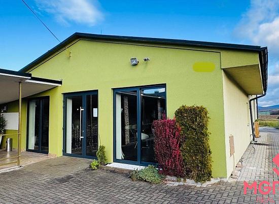 Na predaj zabehnutá reštaurácia s pozemkami 4956 m2 – možnosť výstavby
