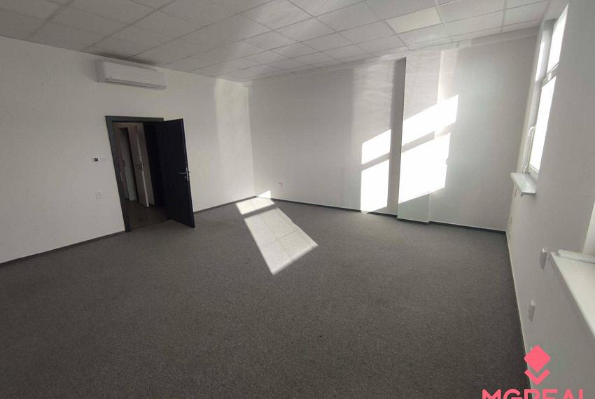 Administratívne priestory od 17m2, Vajnorská ul., Nové Mesto