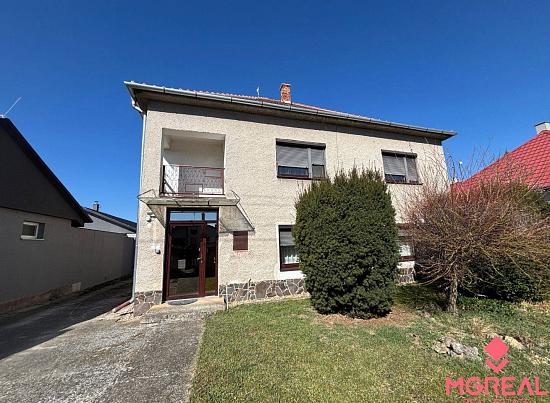 Rodinný dom Ludanice / 2 bytové jednotky