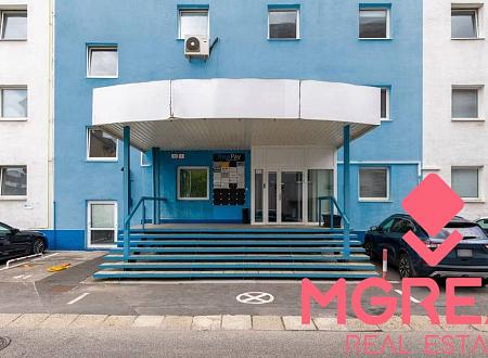 Dvojkancelária 34m2, Koceľova ul.