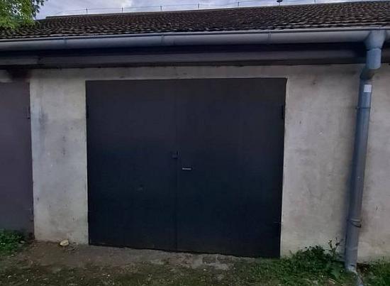 Najlacnejsia garaz v Partizanskom! 