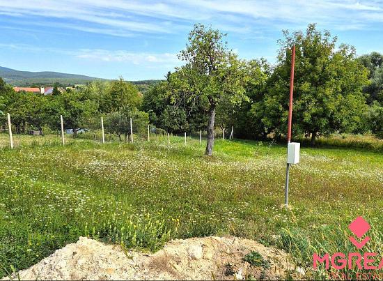 Pozemok na predaj - Závada, okr. Topoľčany