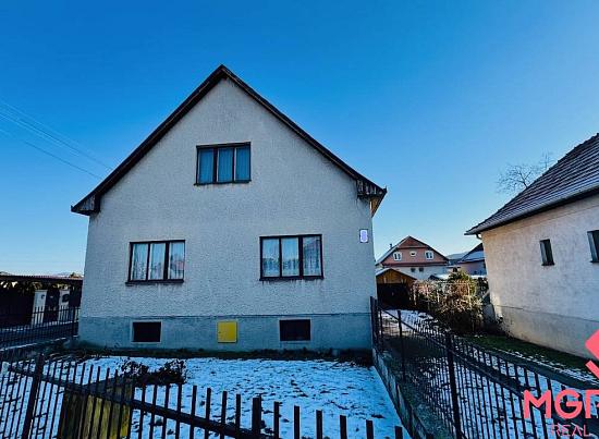 Na predaj 3 i RD v Partizánskom – Veľké Bielice, pozemok 446 m2