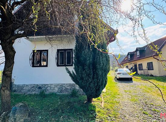 Na predaj 2 chalupy a 1 chatka Horná Ves – Pacov - pozemky 1488 m2