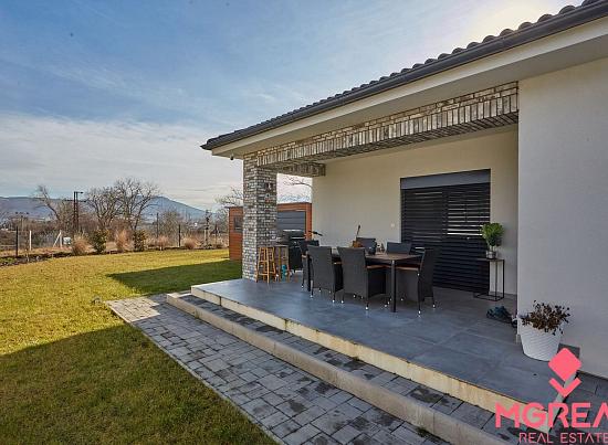 4 izbový rodinný dom bungalov novostavba Nitra